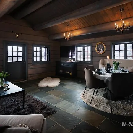 Luxury Log Cabing, Cross-country Ski-in Out, Familiy Getaway In Great Location ヤイロ